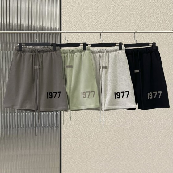 Fear of God Essentials "1977" Logo Sweat Shorts