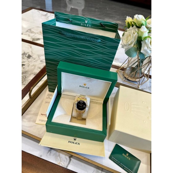 Rolex Day-Date Black Dial Yellow Gold President Bracelet
