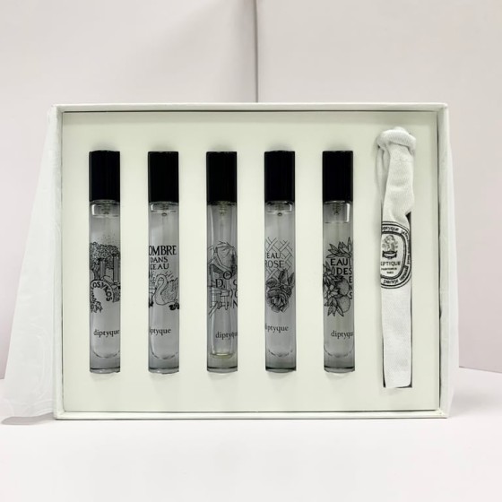 Tippett 5-piece sample perfume set