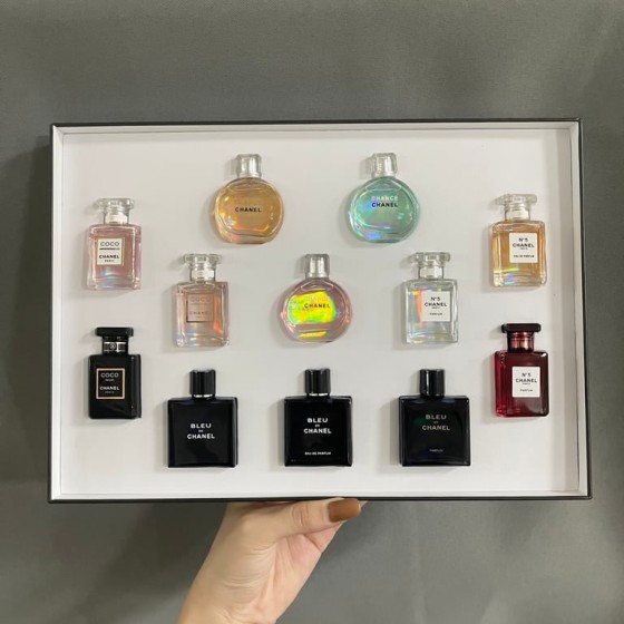 Chanel miniature perfume 12-piece gift set